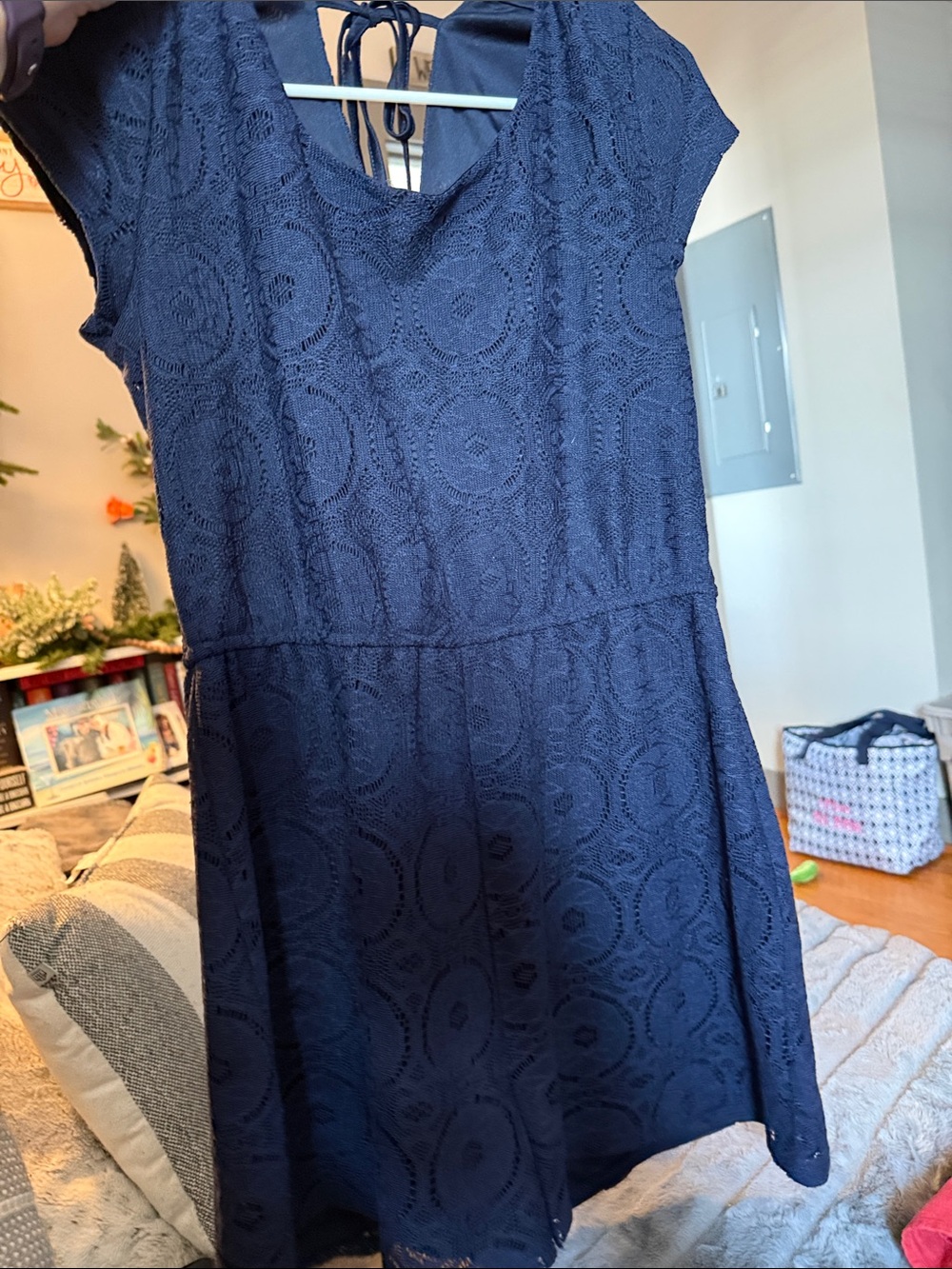 Francesca's Collections Navy Lace Short-Sleeve Fit-and-Flare Romper
